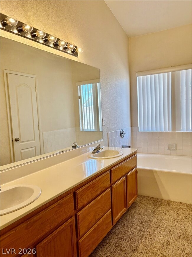 Building Photo - 1736 Navarre Ln