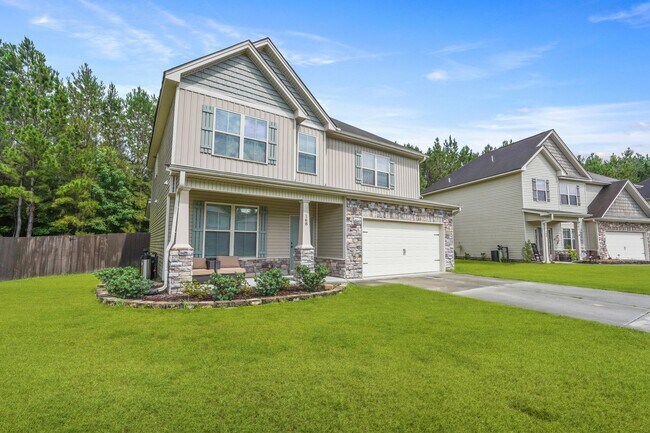Building Photo - Spacious 4 Bedroom Home With Plenty of Space to Enjoy and Resort-style Amenities in Belmont Glen