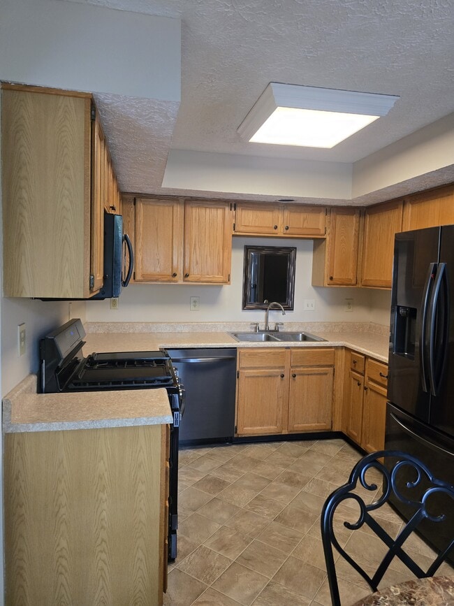 Building Photo - 5478 Prince William Ct