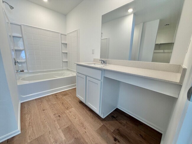 Building Photo - New Construction for Rent!