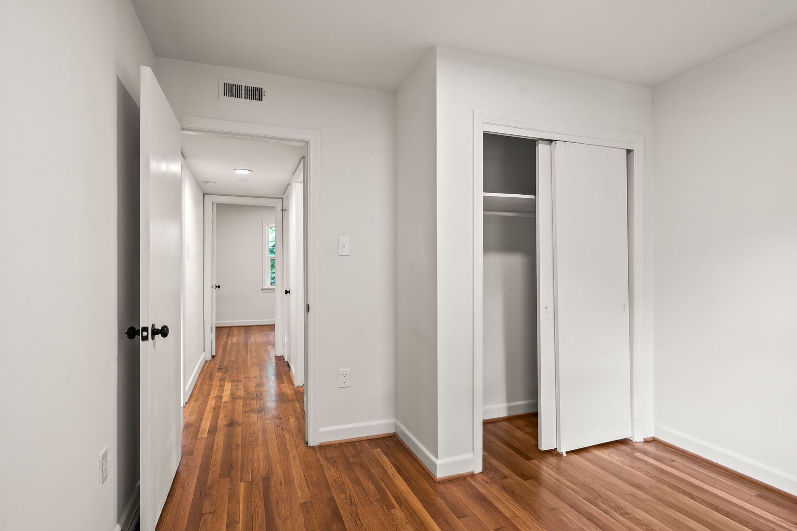 Building Photo - 1640 W Northwest Blvd