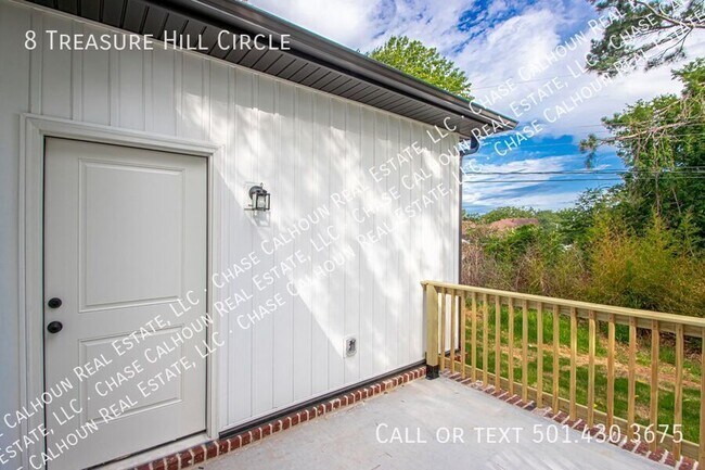 Building Photo - 8 Treasure Hill Cir