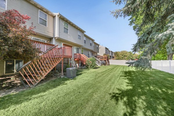 Building Photo - 1199 Dunrobin Ct S