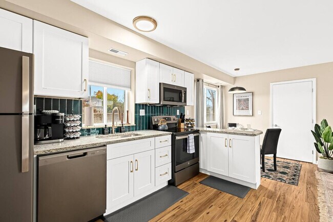 Building Photo - 27882 Gratiot Ave