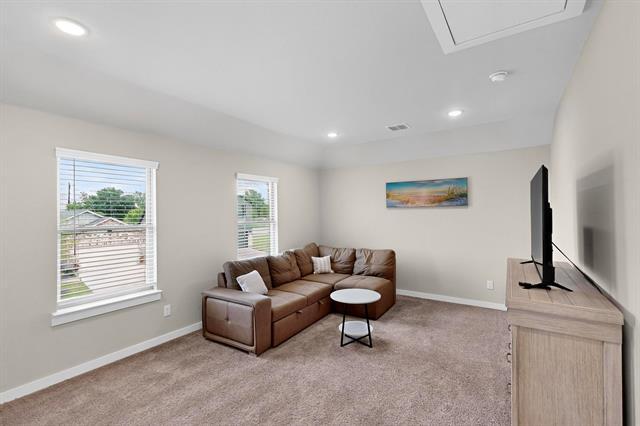 Building Photo - 103 Golden Harvest Dr