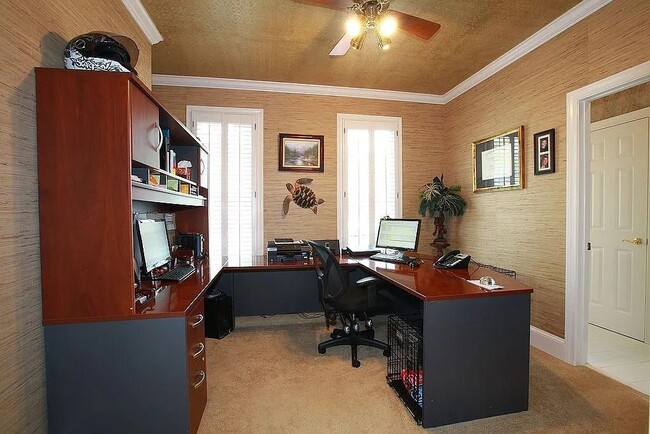 Building Photo - 200 Azalea Cove Ln