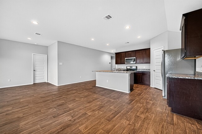 Building Photo - 1610 Bear Spring Dr