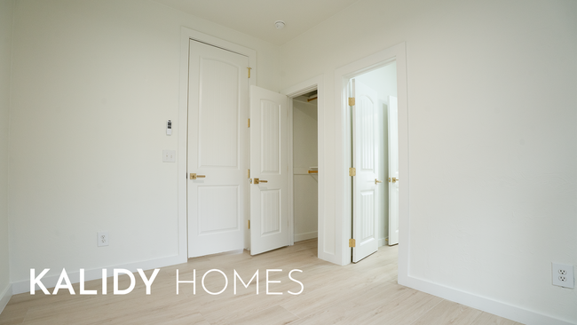 Building Photo - 15 S Walnut St