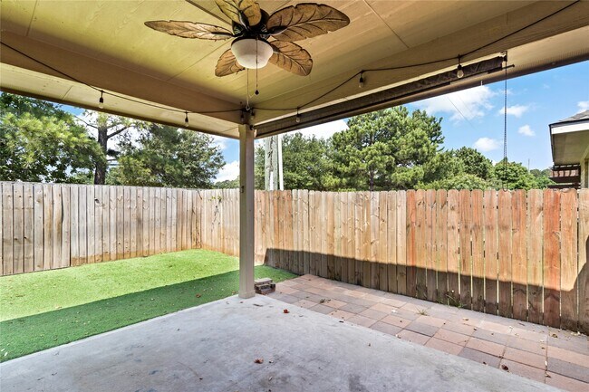 Building Photo - 23307 W Pine Ivy Ln