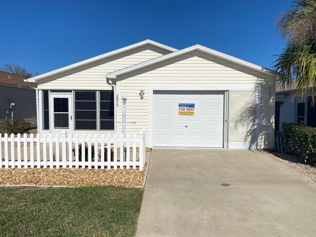 Building Photo - Charming Just Renovated Unfurnished ANNUAL LEASE - 2 Bedroom 2 Bath Patio Villa - Located In The ...