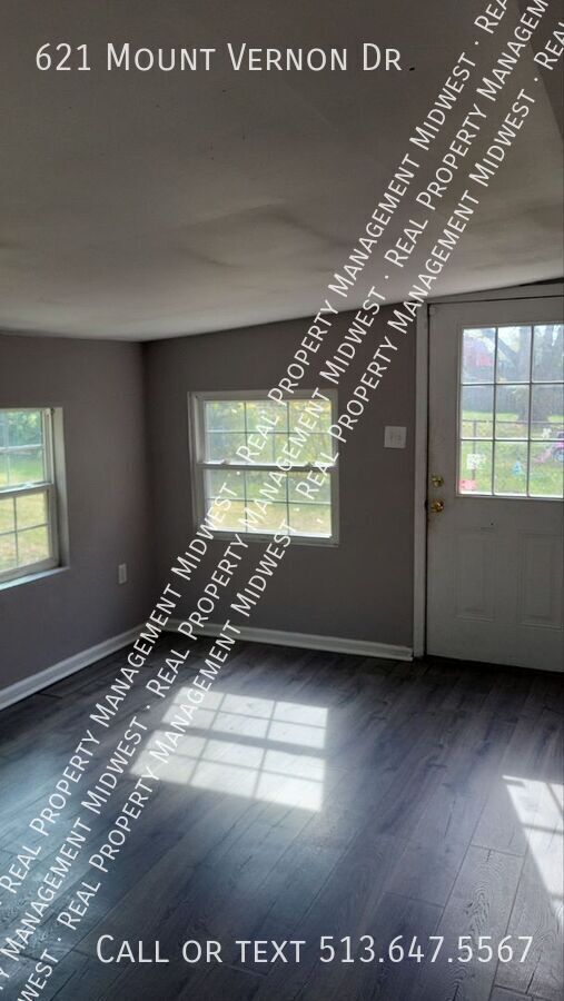 Building Photo - 621 Mt Vernon Dr