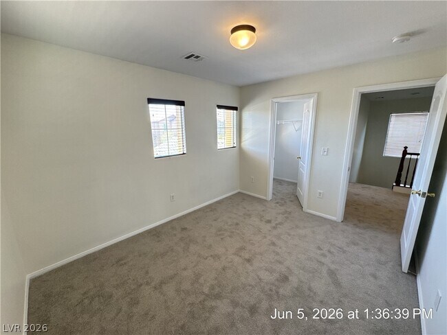 Building Photo - 2616 Courlan Dr