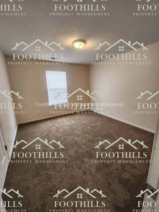 Building Photo - 131 Veranda Cir