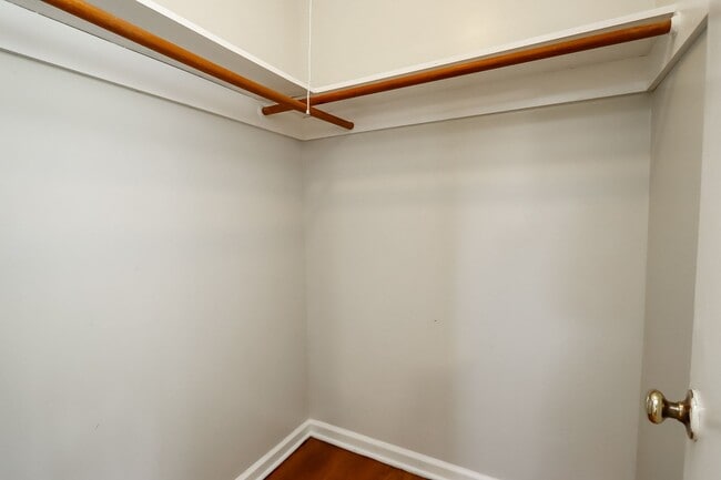 Building Photo - 120 Kohler Crescent