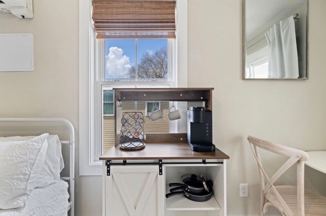 Building Photo - 5069 Peachtree Ave