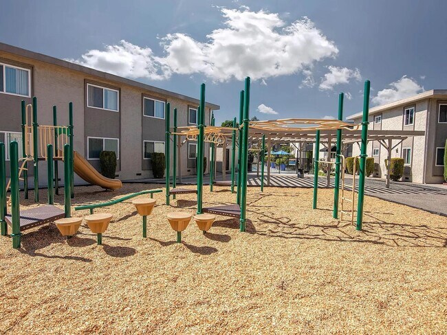 Building Photo - 5330 Monterey Rd