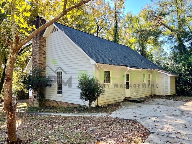 Building Photo - 6101 McMillan Cir