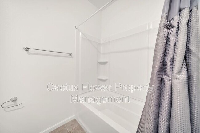 Building Photo - 13244 W Ranch Gate Rd