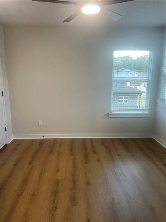 Building Photo - 611 Cosmos St