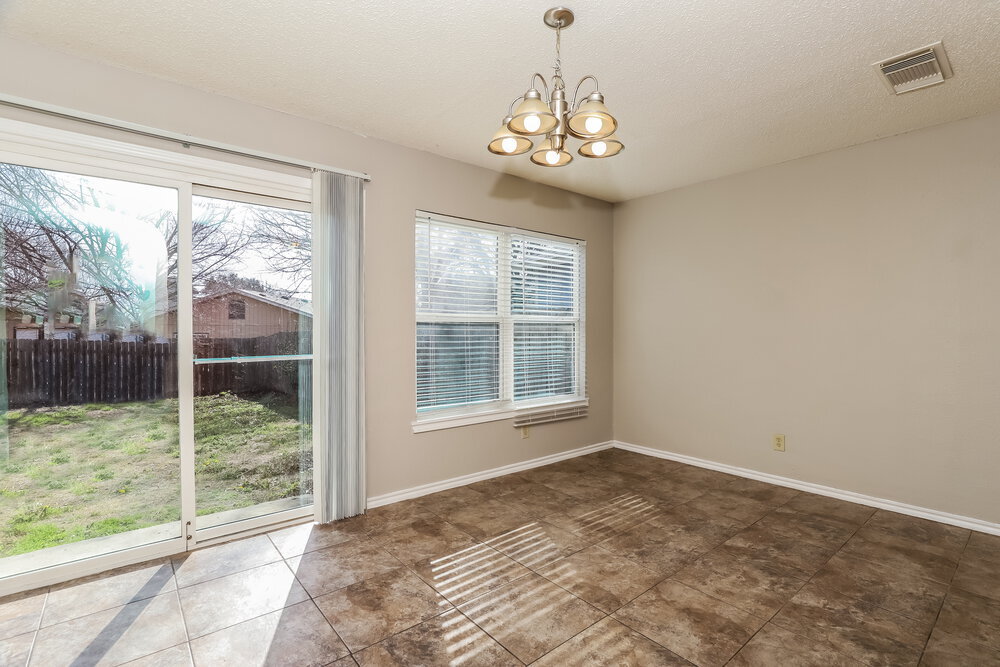 Building Photo - 8320 Morning Grove