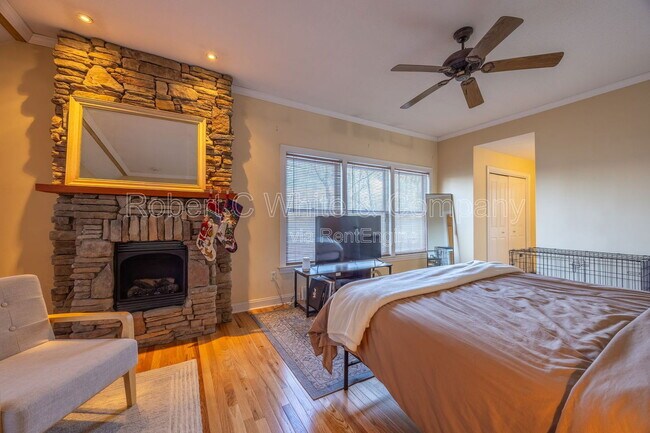 Building Photo - 27 Saw Mill Rd