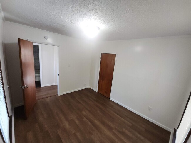 Bedroom 2 - 1402 Lynn St