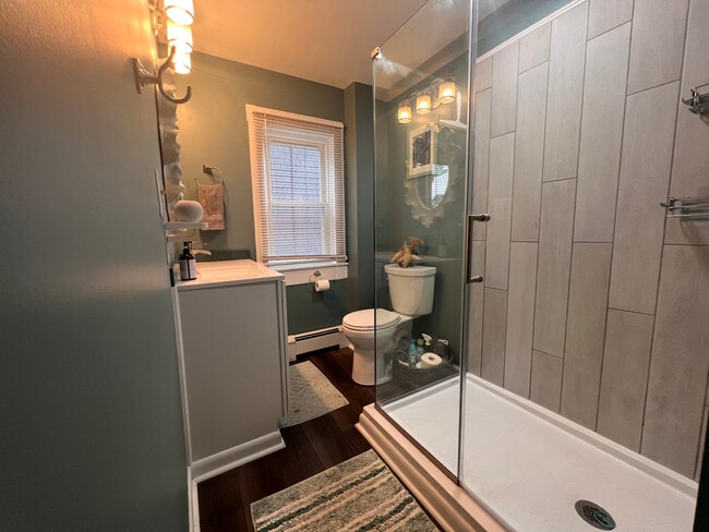 Building Photo - 26 Poplar St