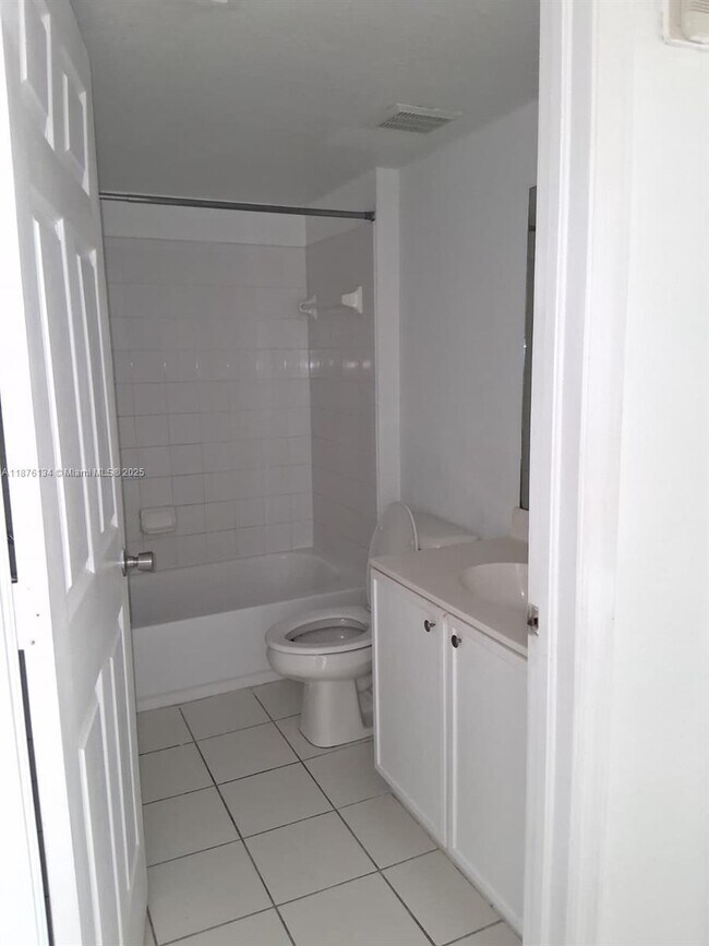 Building Photo - 15460 SW 284th St