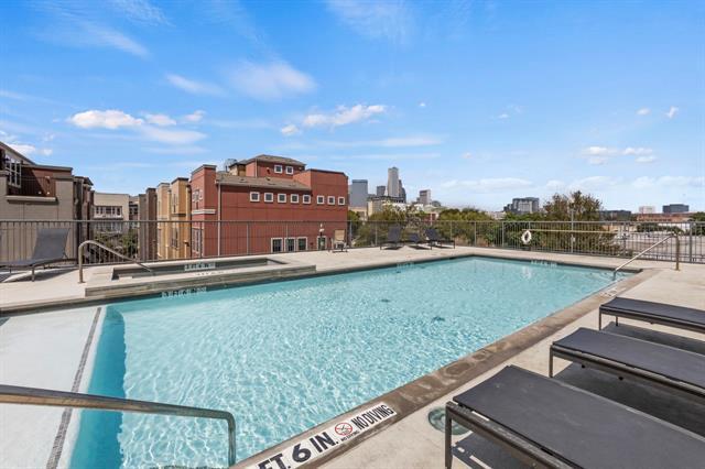 Building Photo - 1001 Belleview St