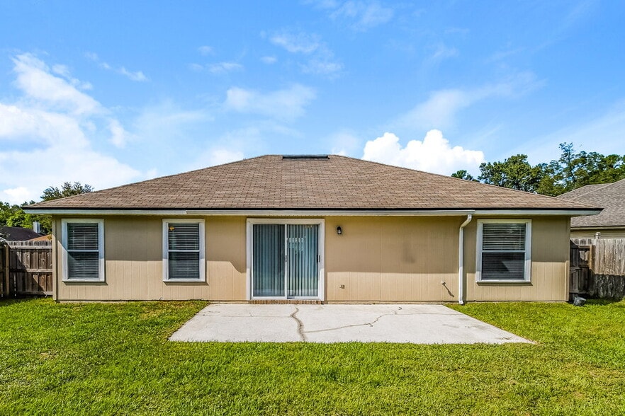 Building Photo - 4126 Weathered Pine Ct