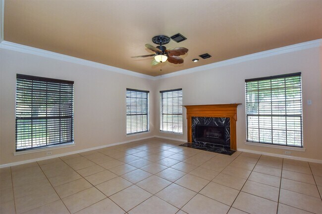 Building Photo - 314 Spencers Glen Dr
