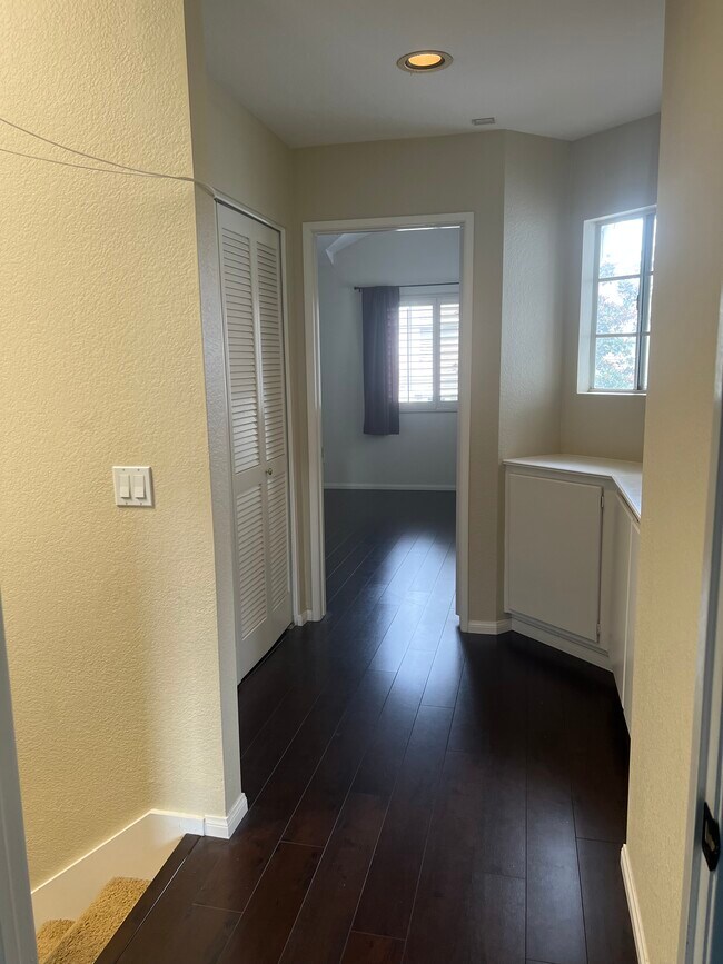 Building Photo - 2266 Aspen St