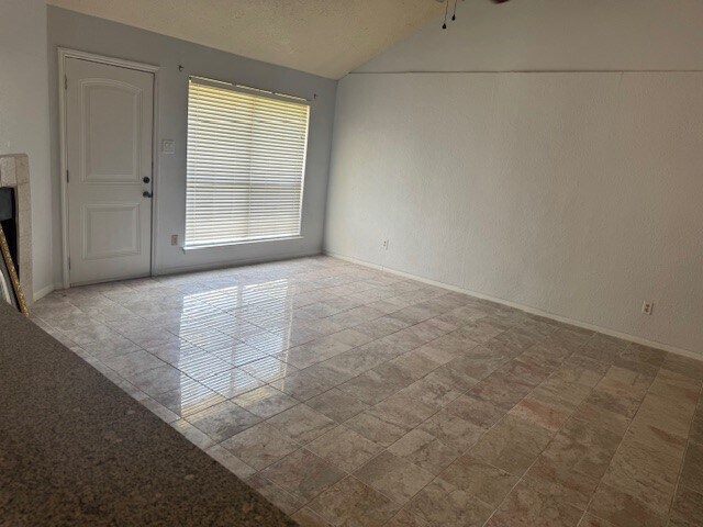 Building Photo - 11922 Sulphur Springs Dr