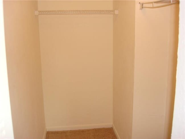 Building Photo - 770 SE 2nd Ave