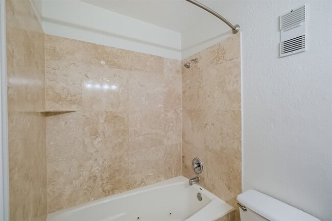 Building Photo - 2507 Bering Dr