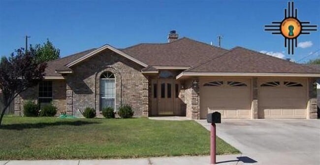 Primary Photo - RENTAL Fully Furnished 4 bedroom home