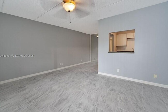 Building Photo - 2200 Springdale Blvd