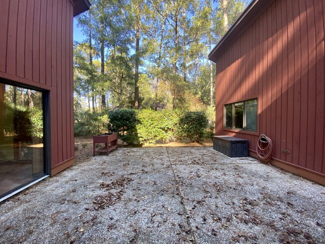 Building Photo - Rare opportunity to rent in Hilton Head Pl...