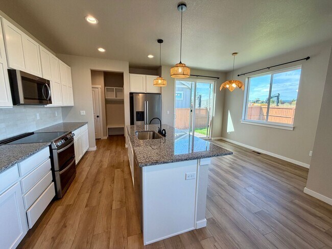 Building Photo - 1219 105th Avenue Ct