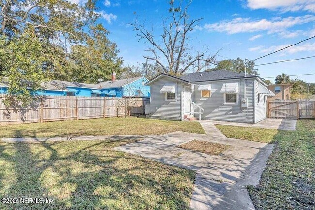 Building Photo - 1804 Cleveland St