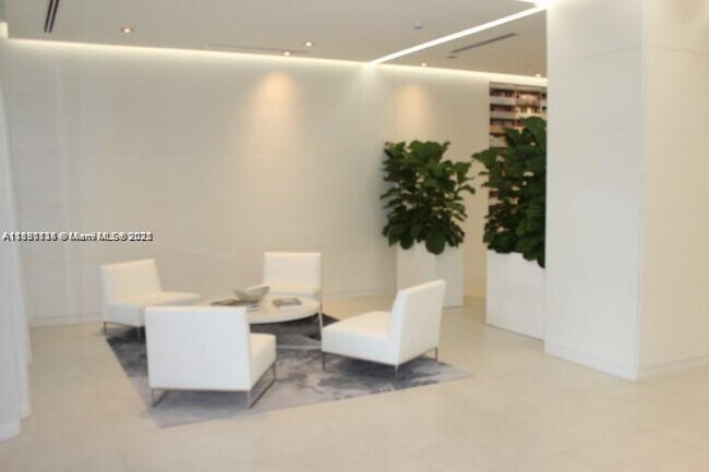 Building Photo - 4250 Biscayne Blvd