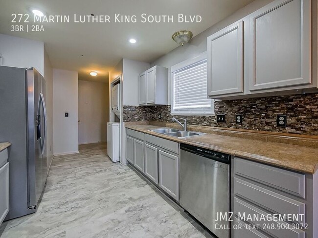Building Photo - 272 Martin Luther King Jr Blvd S