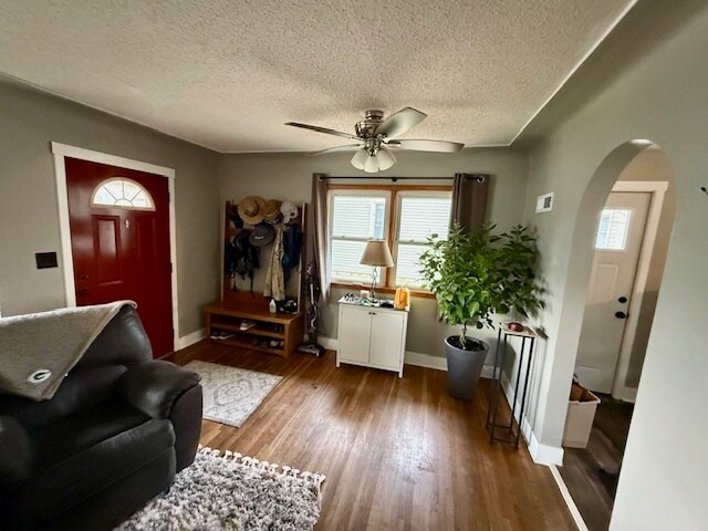 Building Photo - 935 Adams St