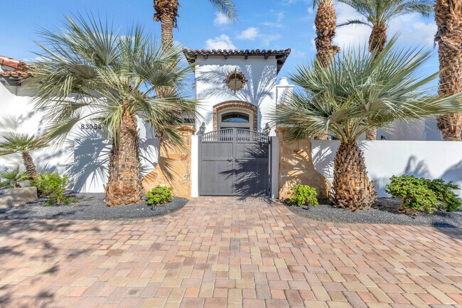 Building Photo - 83054 S Bay Dr