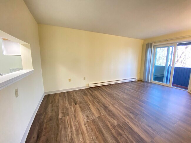 Building Photo - 171 Eastern Ave