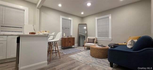 Building Photo - 248-11 89th Ave