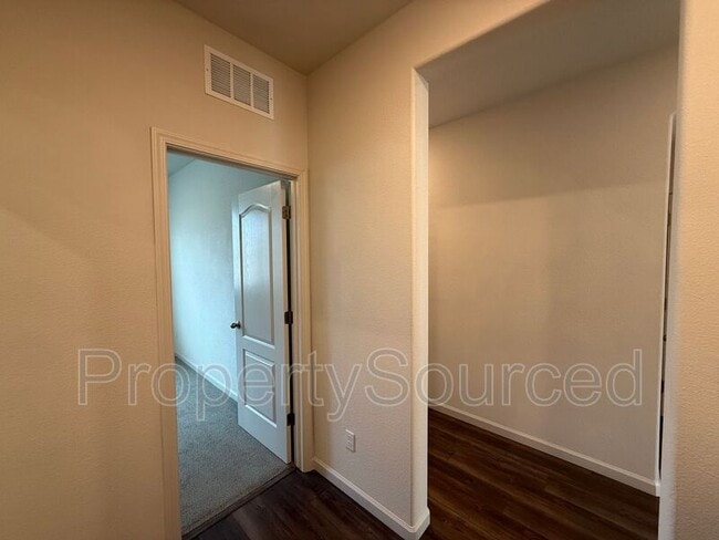 Building Photo - 2957 Mokelumne Ct