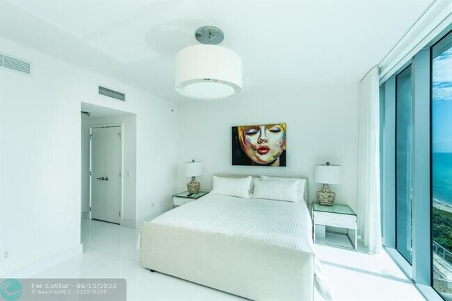 Building Photo - 6899 Collins Ave