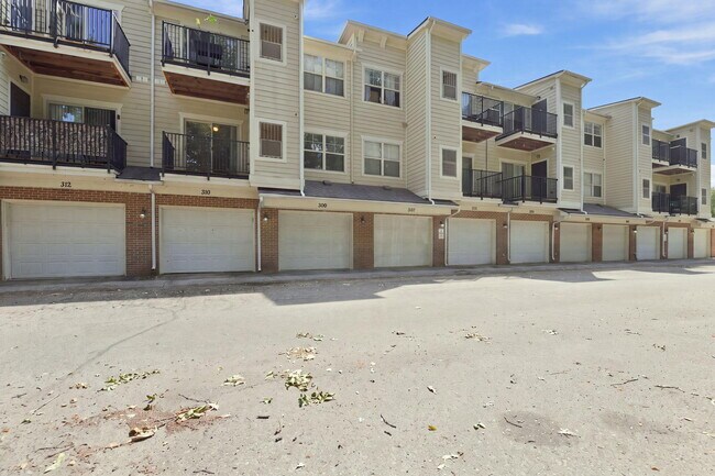 Building Photo - 309 Legato Dr