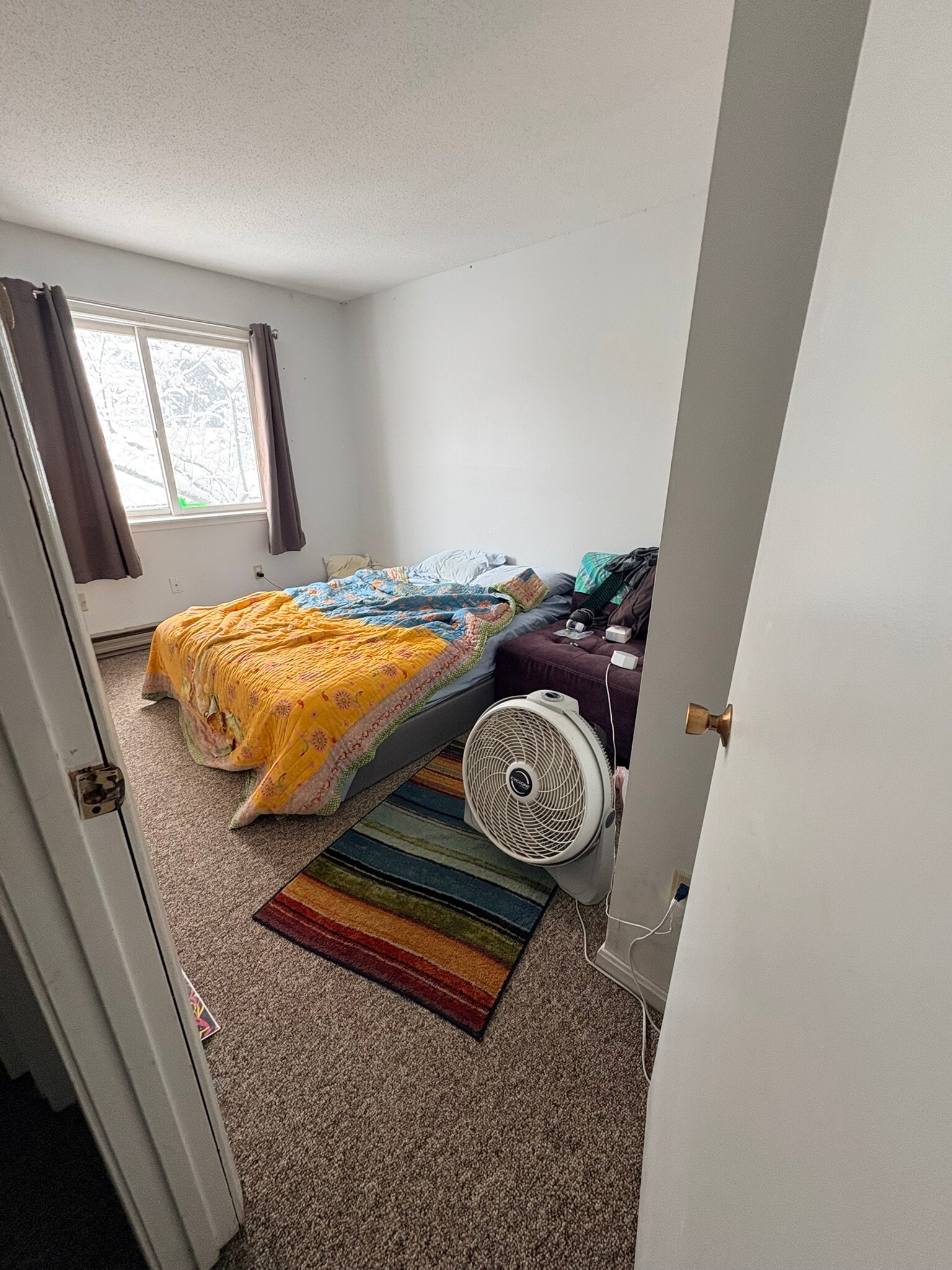 Building Photo - K6 Stonehedge Dr